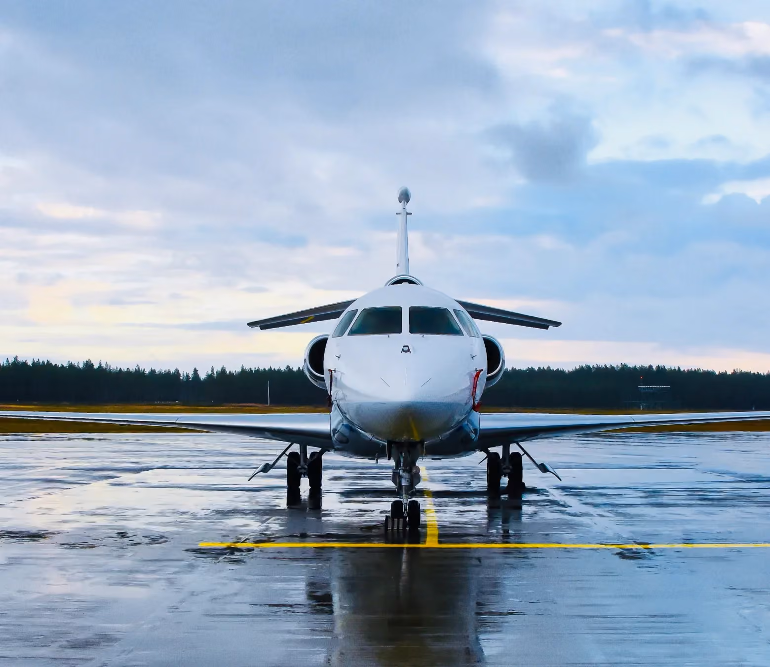 Digital experience for a private charter and concierge aviation business.