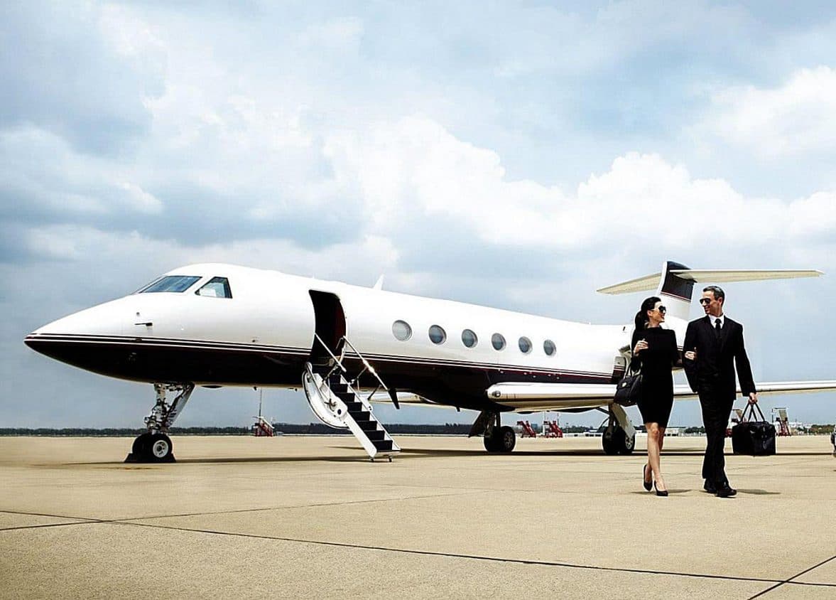 Digital experience for a private jet charter business.