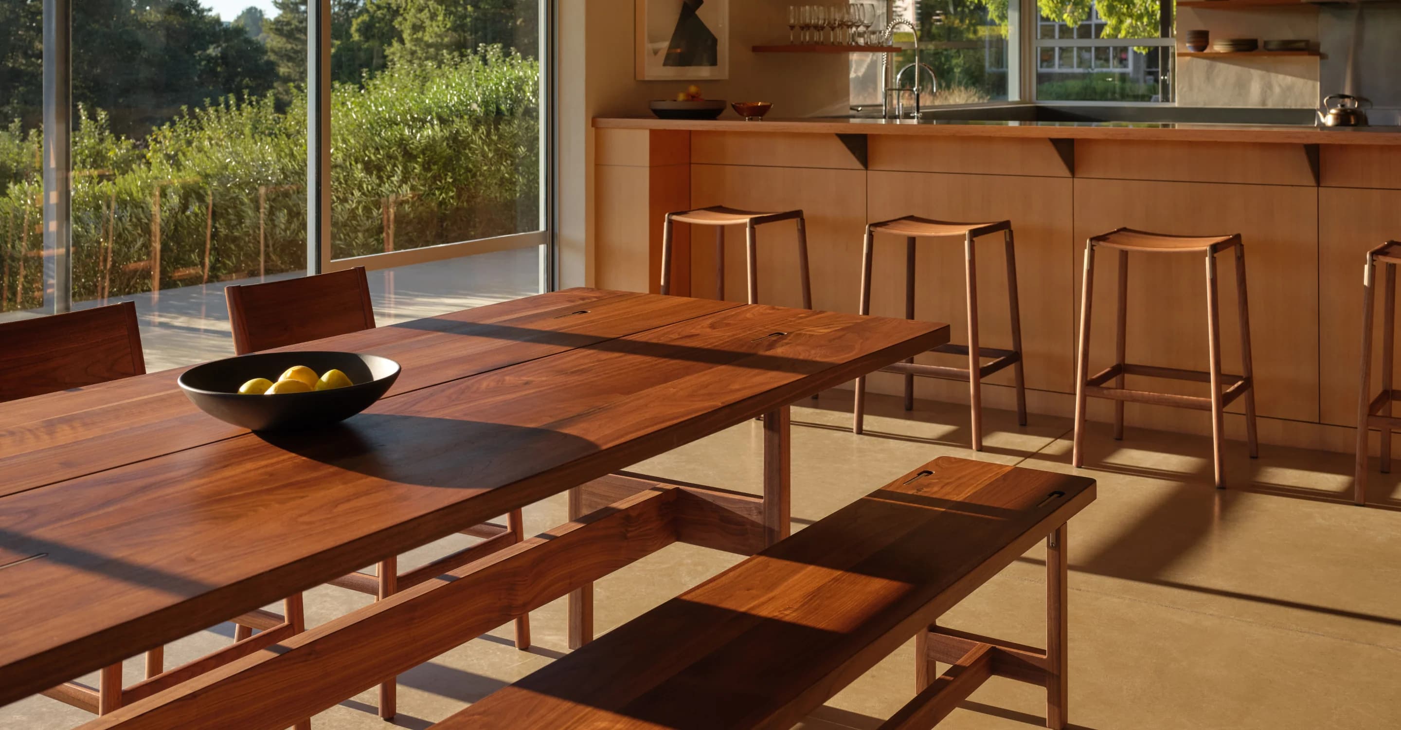 Digital commerce experience for a modern furniture brand.
